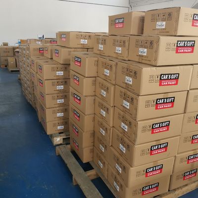1K الزمرد الأصفر الالتصاق الجيد قوة تغطية قوية الطلاء السيارات الكرومية عالية الطلاء الأساسي