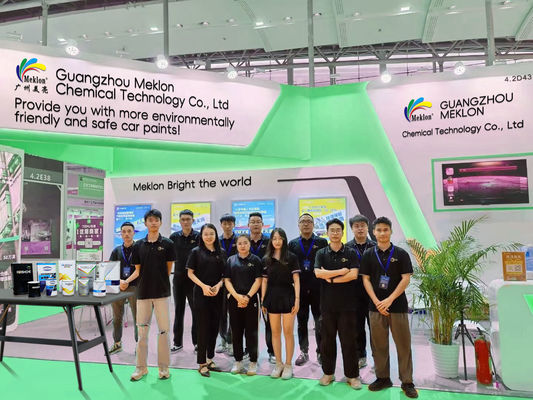 طلاء سيارات متعدد الألوان متين ومطلوب من قبل العملاء الأفارقة