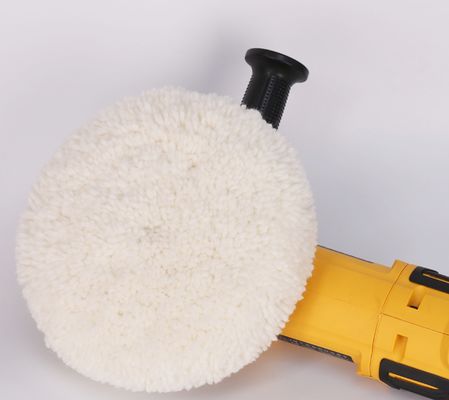 يستخدم المصنعون الصينيون كرات الصوف أحادية الجانب و مزدوجة الجانب للعناية و تلميع أسطح طلاء السيارات